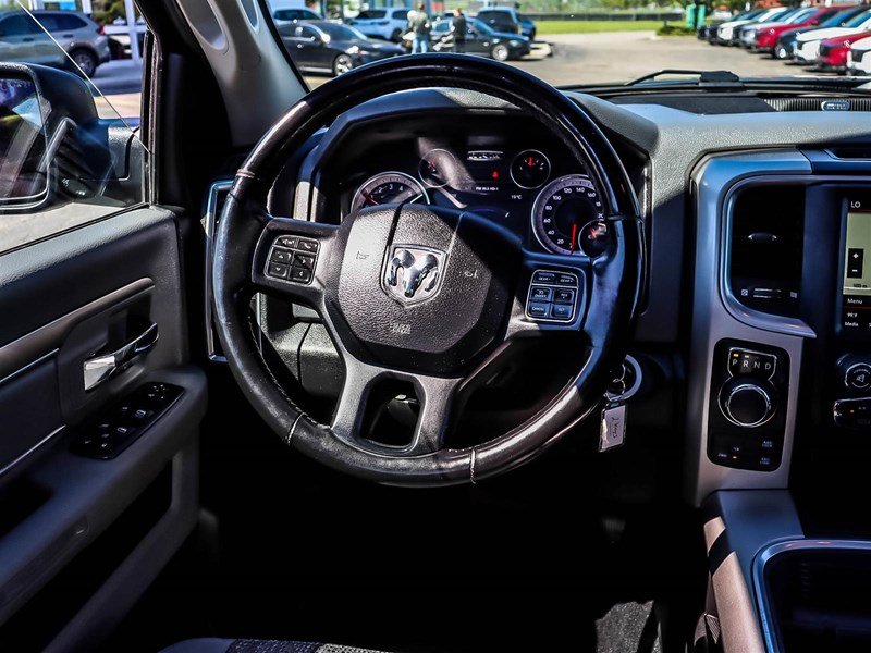 2019 RAM 1500 Classic SLT 4x4 Crew Cab 5'7