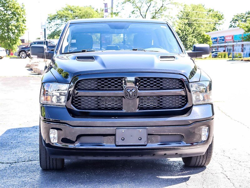 2019 RAM 1500 Classic SLT 4x4 Crew Cab 5'7