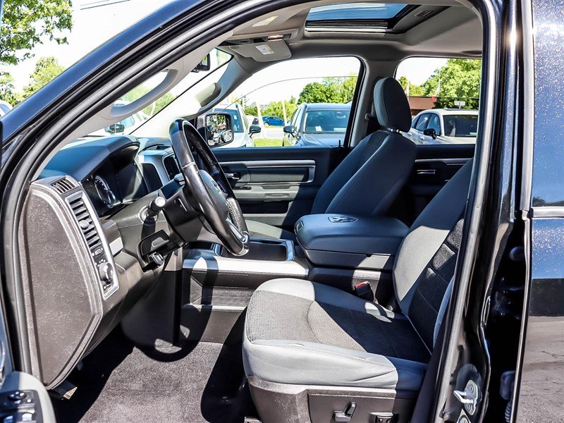 2019 RAM 1500 Classic SLT 4x4 Crew Cab 5'7