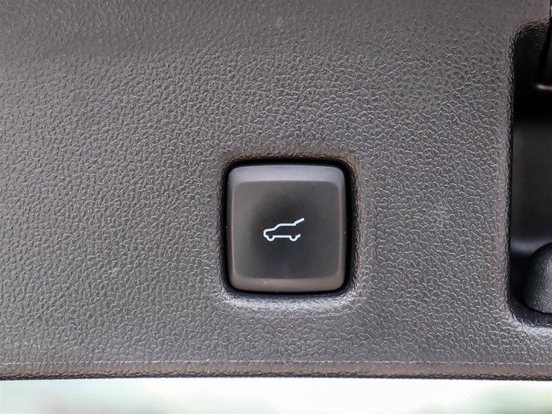 2021 Ford Escape Titanium Hybrid AWD