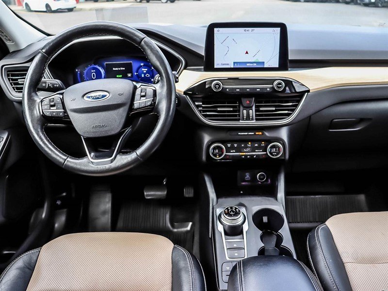 2021 Ford Escape Titanium Hybrid AWD
