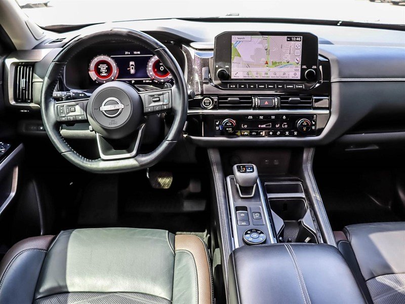 2022 Nissan Pathfinder Platinum 4WD