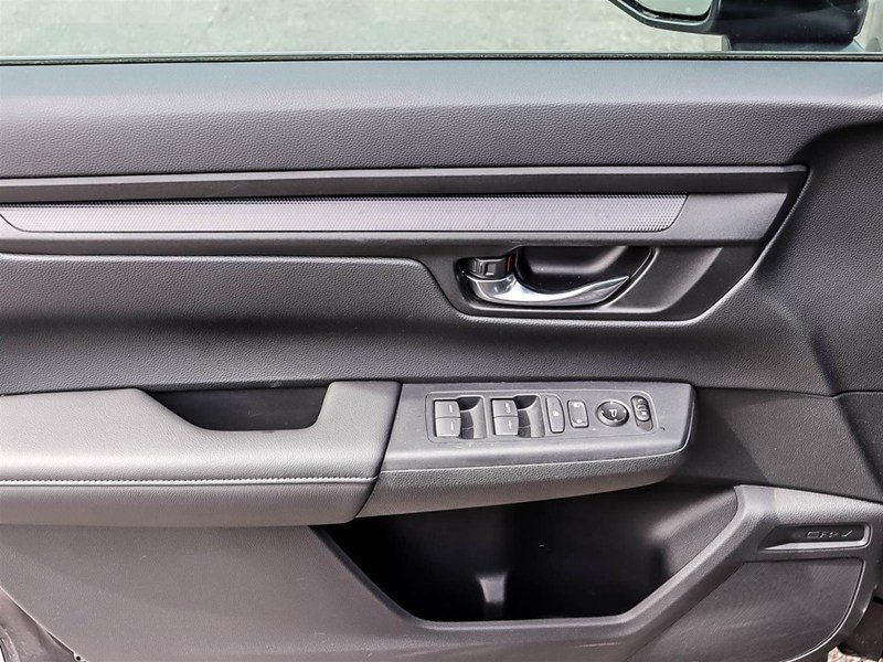 2025 Honda CR-V LX AWD