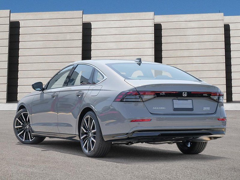2026 Honda Accord Hybrid Touring eCVT