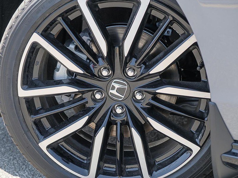 2026 Honda Accord Hybrid Touring eCVT