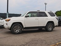 2017 Toyota 4Runner Toyota 4Runner TRD Off-Road PREM| 25 SERV @ TOYOTA
