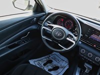 2022 Hyundai Elantra Preferred IVT