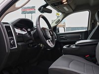 2022 RAM 1500 Classic SLT | Carplay | Heated Seats | Back Up Cam