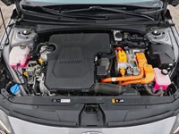 2023 Hyundai Elantra HEV Luxury | Heated & Cooled Seats | Great Fuel Saving