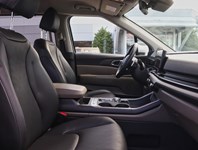 2025 Kia Carnival HEV 1000 KM/TANK/BEST IN CLASS 3 ROW/BOUGHT HERE