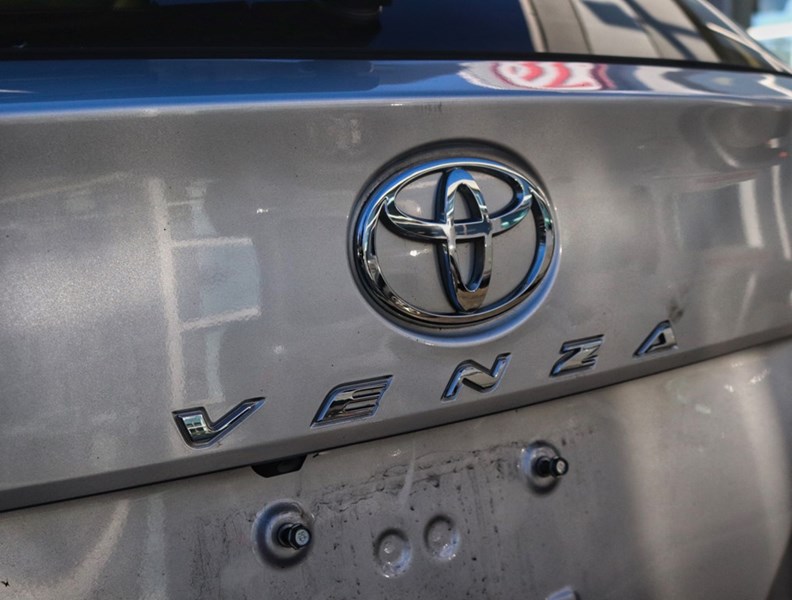 2011 Toyota Venza XLE V4/CERTIFIED/SUNROOF/LEATHER