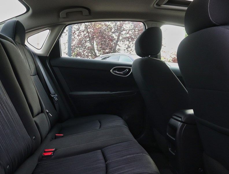 2017 Nissan Sentra 4dr Sdn CVT S