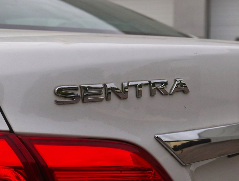 2017 Nissan Sentra 4dr Sdn CVT S