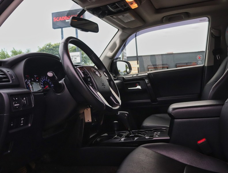 2017 Toyota 4Runner Toyota 4Runner TRD Off-Road PREM| 25 SERV @ TOYOTA