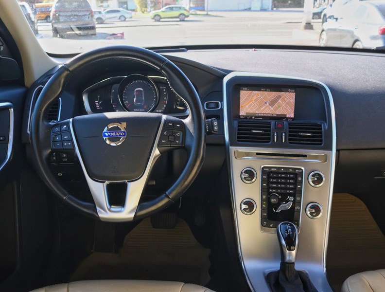 2017 Volvo XC60 AWD 5dr T5 Special Edition Premier