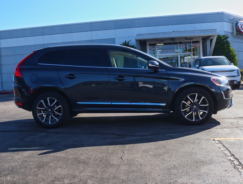 2017 Volvo XC60 AWD 5dr T5 Special Edition Premier