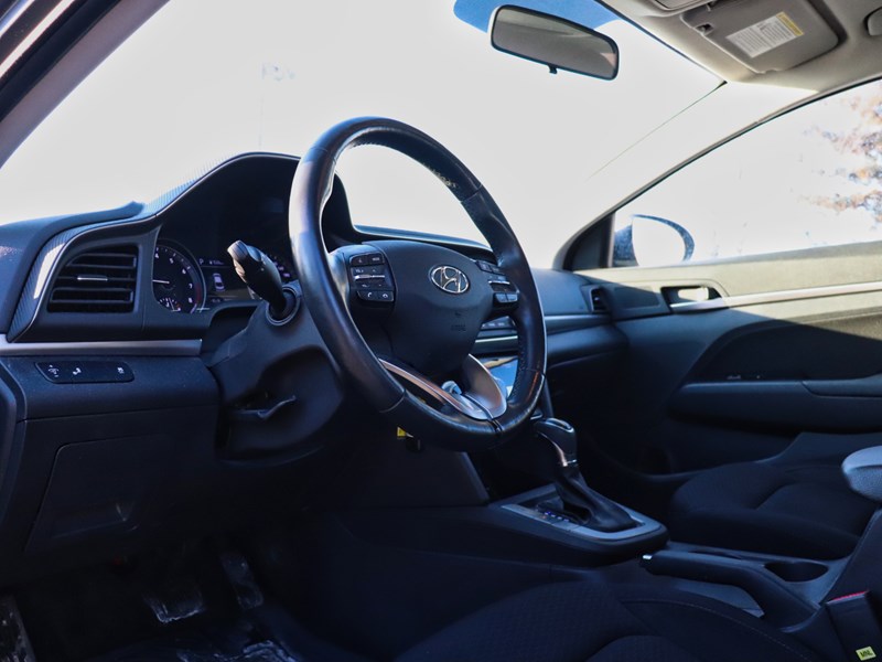 2019 Hyundai Elantra Preferred | Heated Seats | No Accidents | Carplay