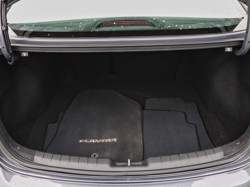 2019 Hyundai Elantra Preferred | Heated Seats | No Accidents | Carplay