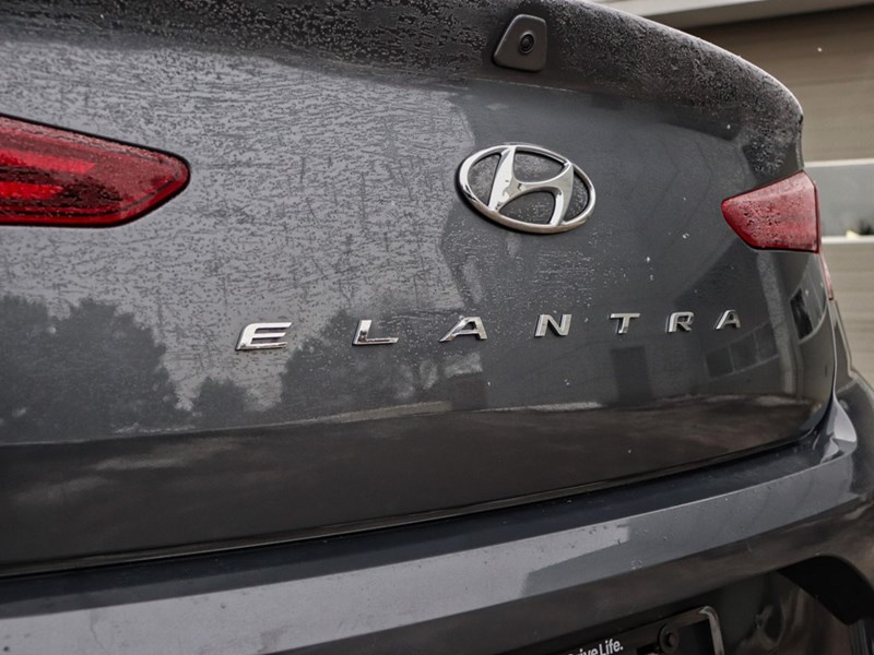 2019 Hyundai Elantra Preferred | Heated Seats | No Accidents | Carplay