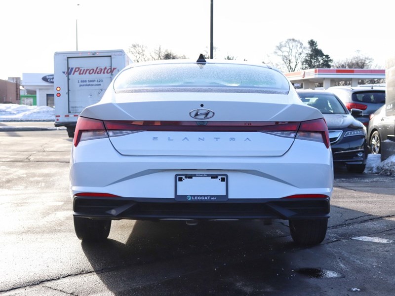 2022 Hyundai Elantra Preferred IVT