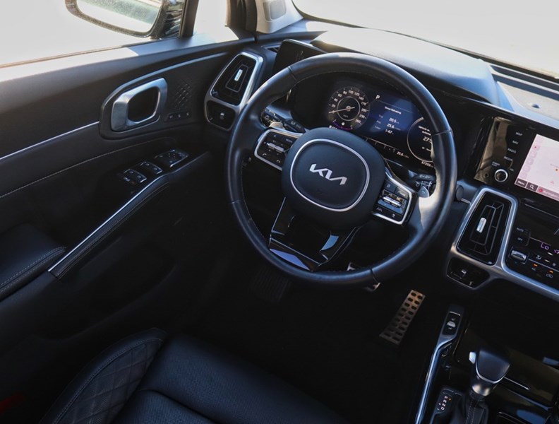 2022 Kia Sorento SX AWD w/Black Leather/PANO-ROOF/TURBO/360 CAMERA