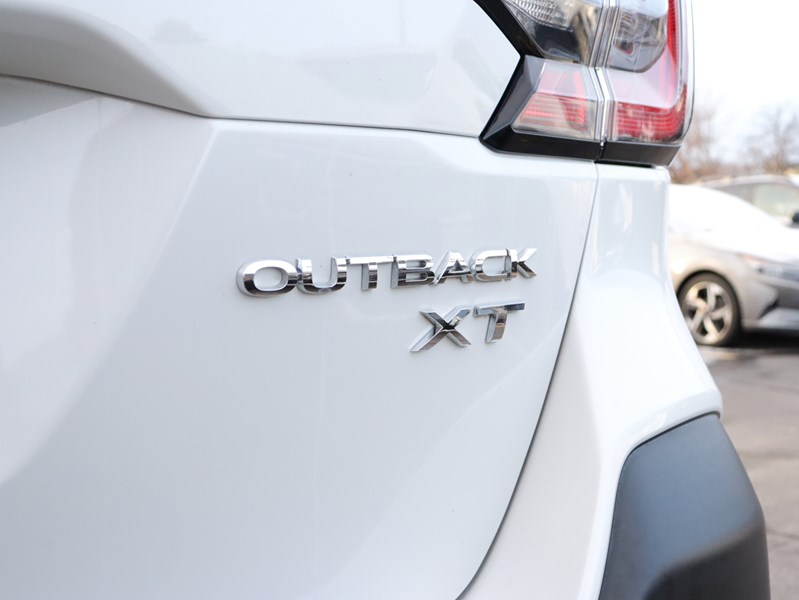 2022 Subaru Outback Premier XT CVT