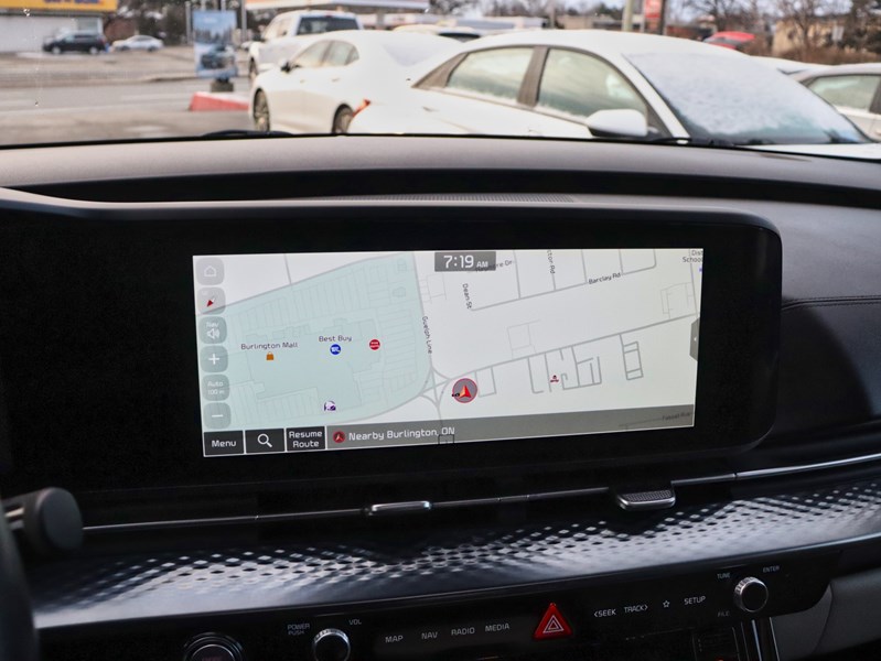 2023 Kia Carnival SX | Power Sliding Doors | Remote Start | Carplay