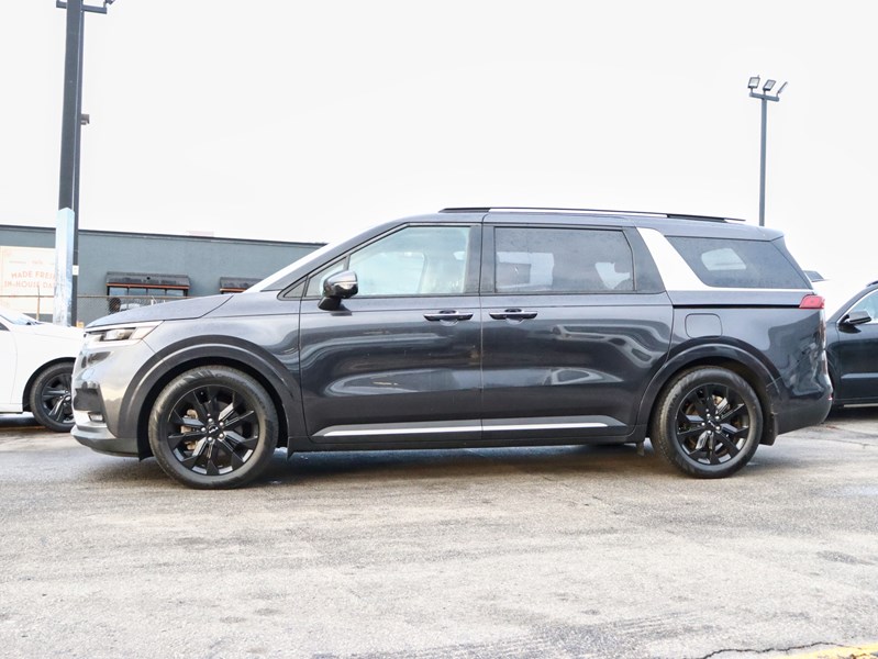 2023 Kia Carnival SX | Power Sliding Doors | Remote Start | Carplay