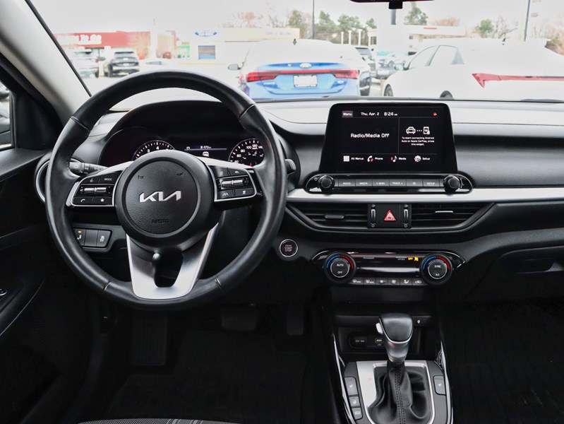 2023 Kia Forte SUNROOF | HEATED FRONT SEATS | SMART KEY WITH PUSH