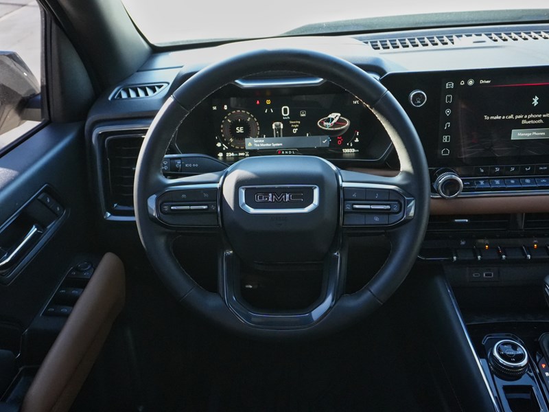 2024 GMC Canyon AT4 Crew Cab | One Owner | Low KM Appeal