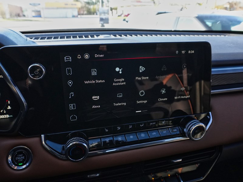 2024 GMC Canyon AT4 Crew Cab | One Owner | Low KM Appeal