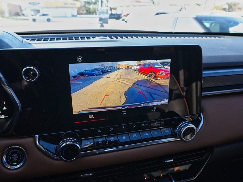 2024 GMC Canyon AT4 Crew Cab | One Owner | Low KM Appeal