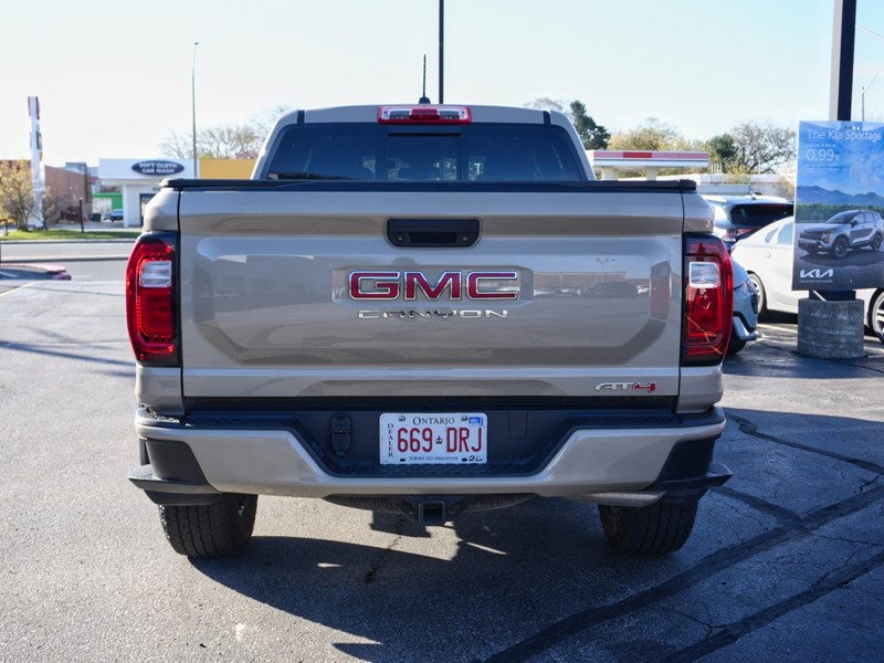 2024 GMC Canyon AT4 Crew Cab | One Owner | Low KM Appeal