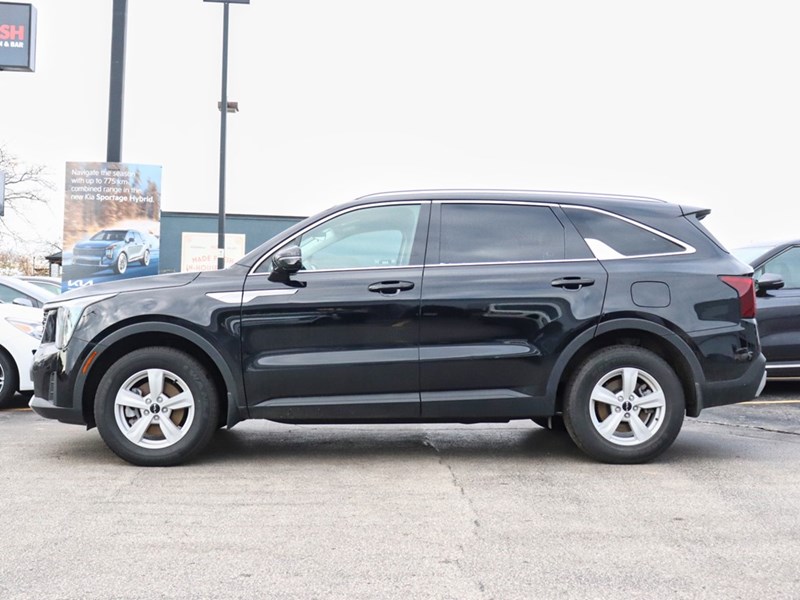 2024 Kia Sorento LX AWD | 7 Passenger | Heated Seats | Carplay