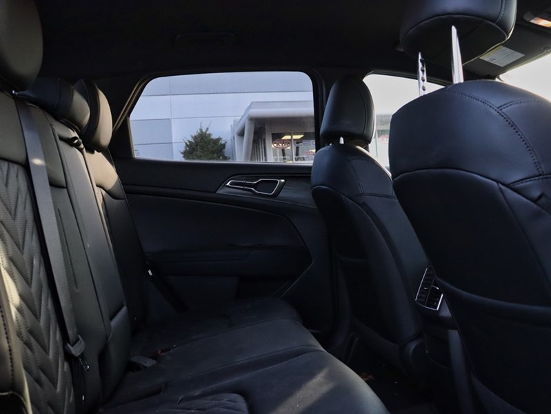 2024 Kia Sportage OFF-LEASE | LEATHER INTERIOR | CPO ELIGIBLE |MINT