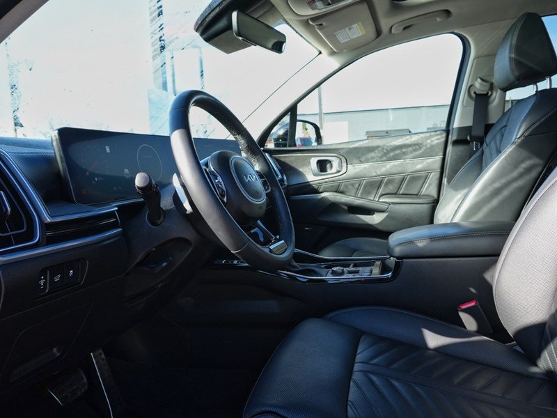 2025 Kia Sorento X-LINE LIMITED | 4.49 % | CERTIFIED PRE-OWNED