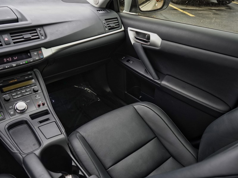 2013 Lexus CT 200h FWD 4dr Hybrid