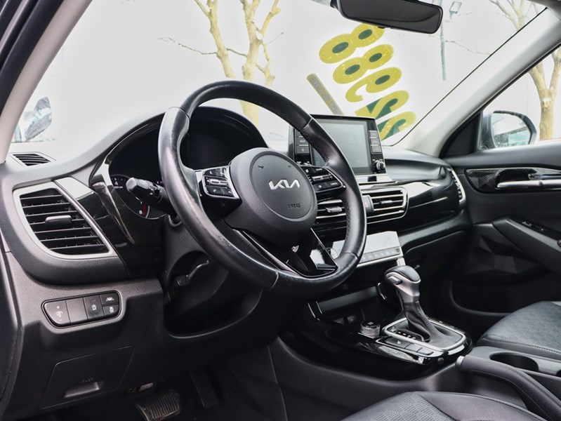 2022 Kia Seltos EX AWD