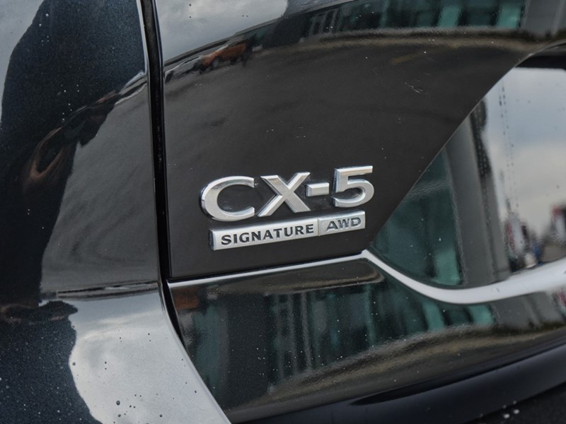 2022 Mazda CX-5 Signature