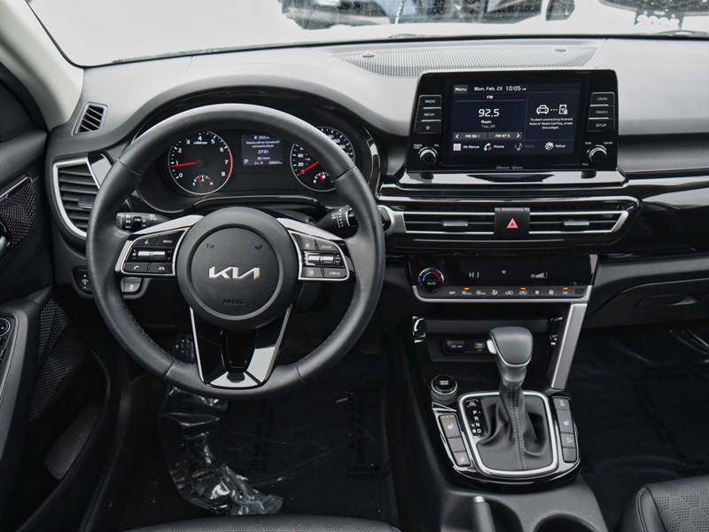 2023 Kia Seltos EX AWD