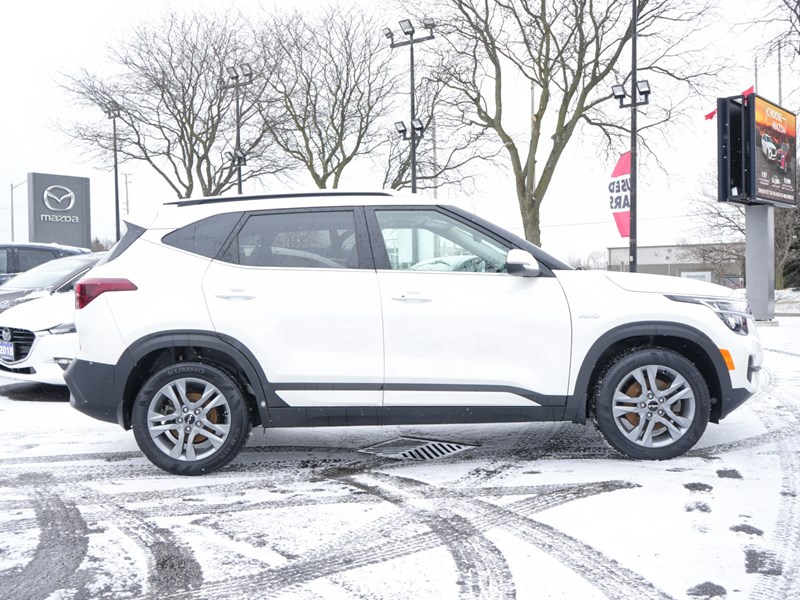 2023 Kia Seltos EX AWD