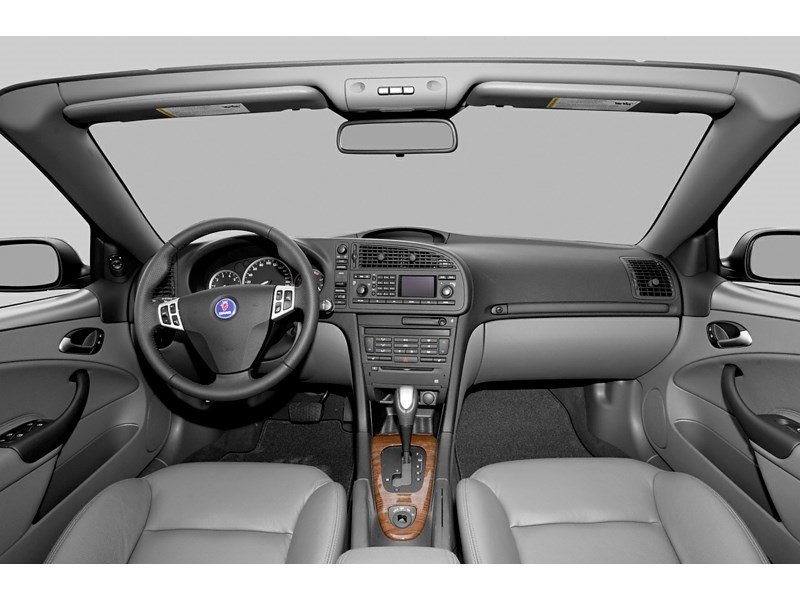 2006 Saab 9-3 2dr Conv Aero Interior Shot 7