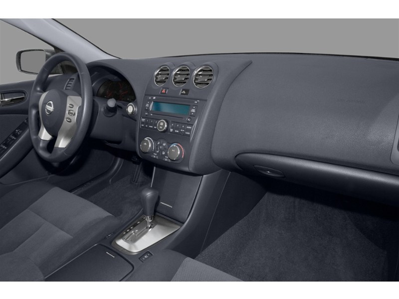 2008 Nissan Altima 4dr Sdn I4 Man 2.5 Interior Shot 1