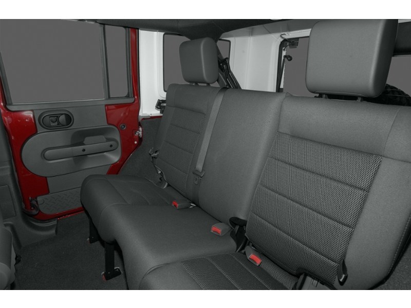 2009 Jeep Wrangler Unlimited 4WD 4dr Sahara Interior Shot 6