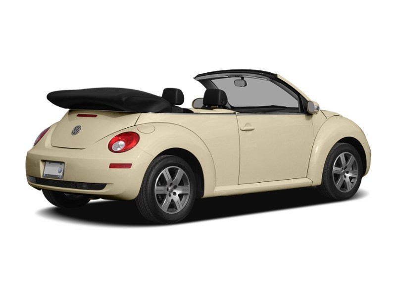 2009 Volkswagen New Beetle Convertible 2dr Auto Highline Exterior Shot 2