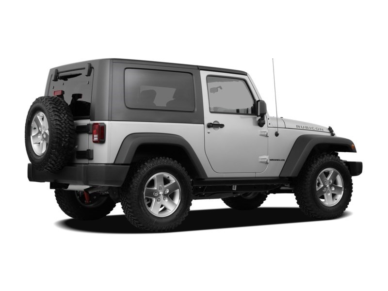 2010 Jeep Wrangler 4WD 2dr Sahara Exterior Shot 2