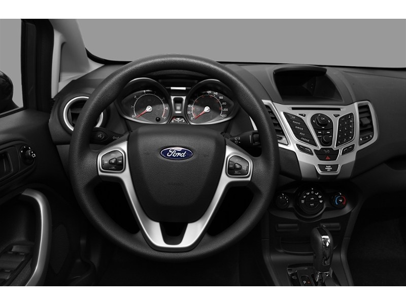 2011 Ford Fiesta 5dr HB SE Interior Shot 3