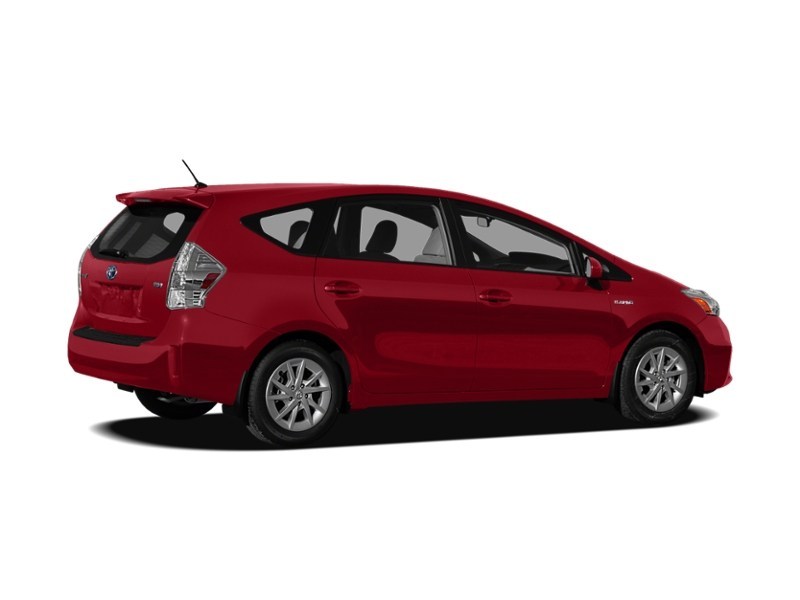 2012 Toyota Prius v 5dr HB Exterior Shot 15