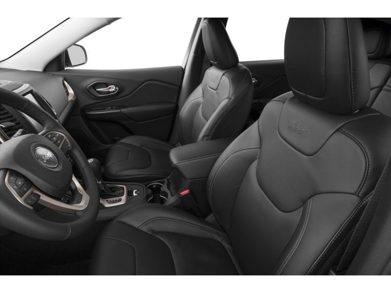 2016 Jeep Cherokee 4WD 4dr Limited Interior Shot 5
