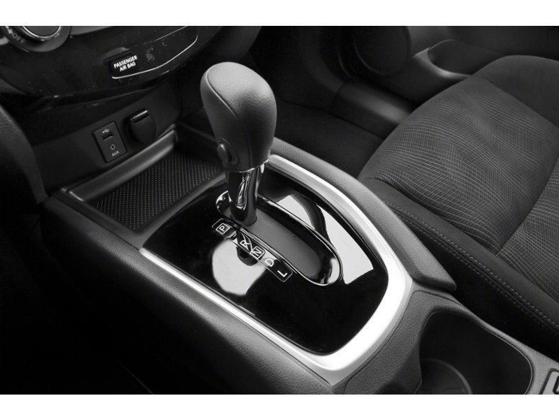 2014 Nissan Rogue AWD 4dr SV Exterior Shot 12